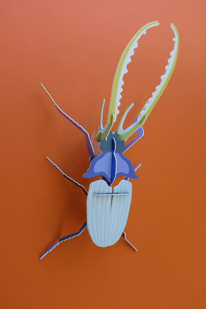 . Ciervo volante | Azul