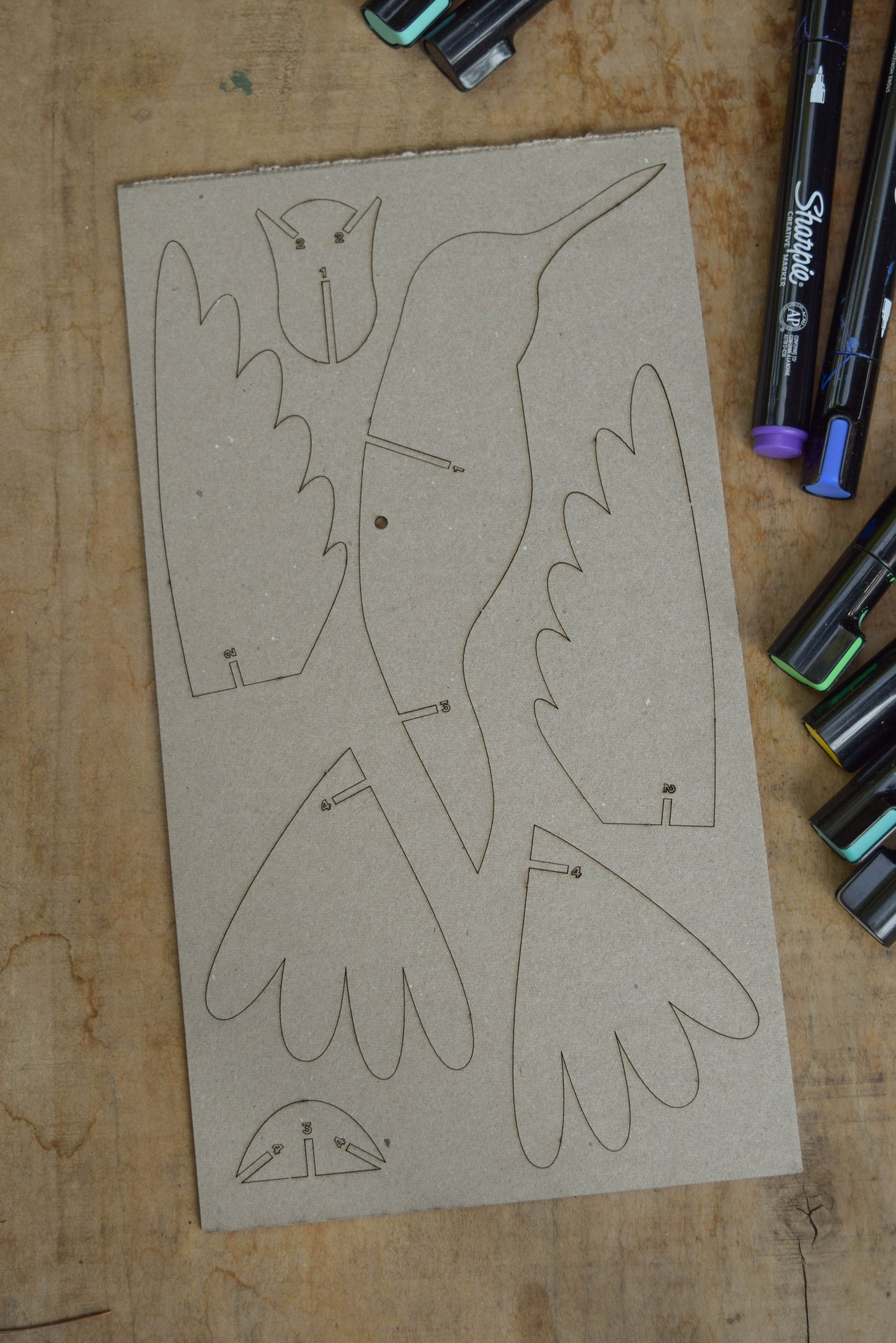 Picaflor para pintar y armar