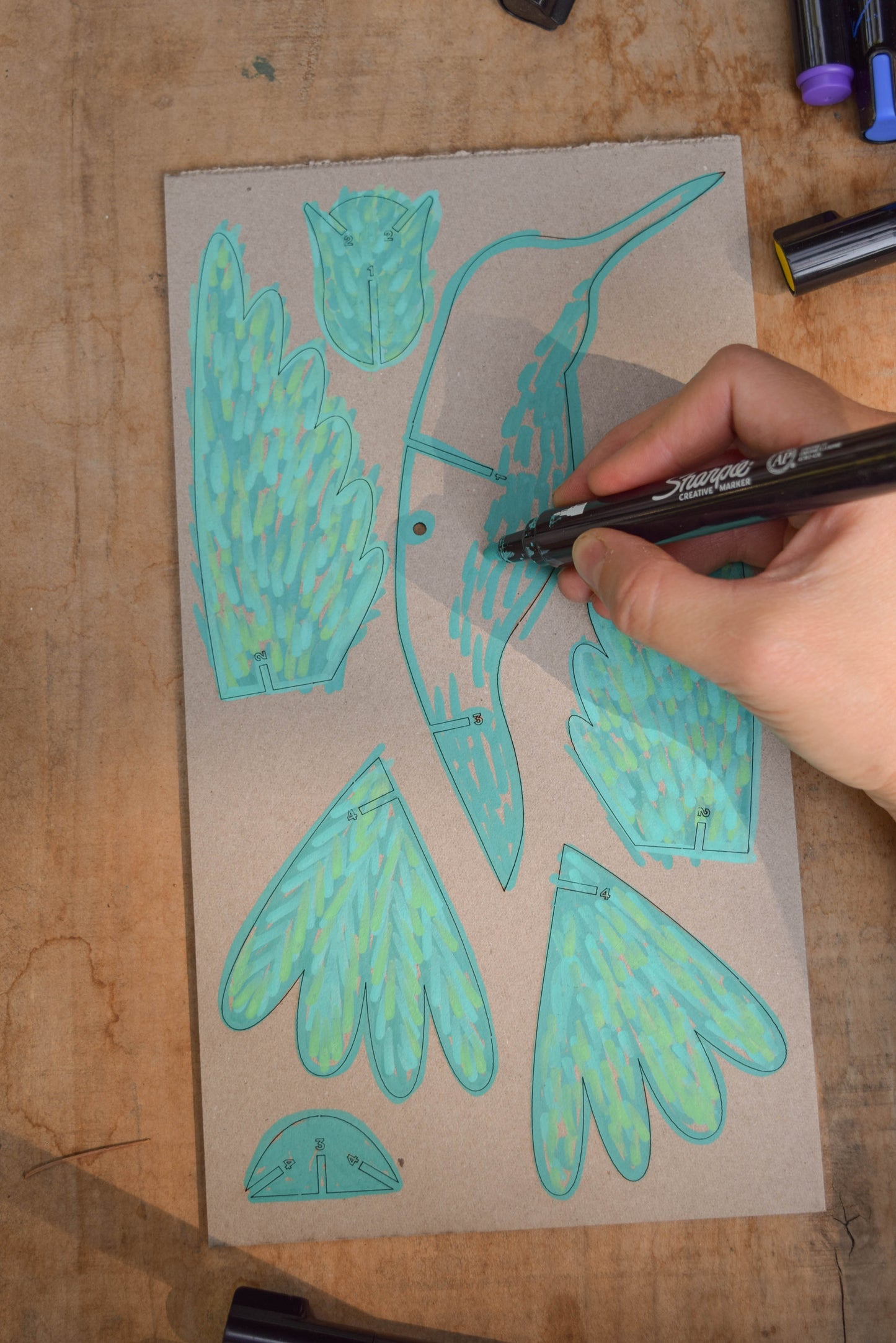 Picaflor para pintar y armar